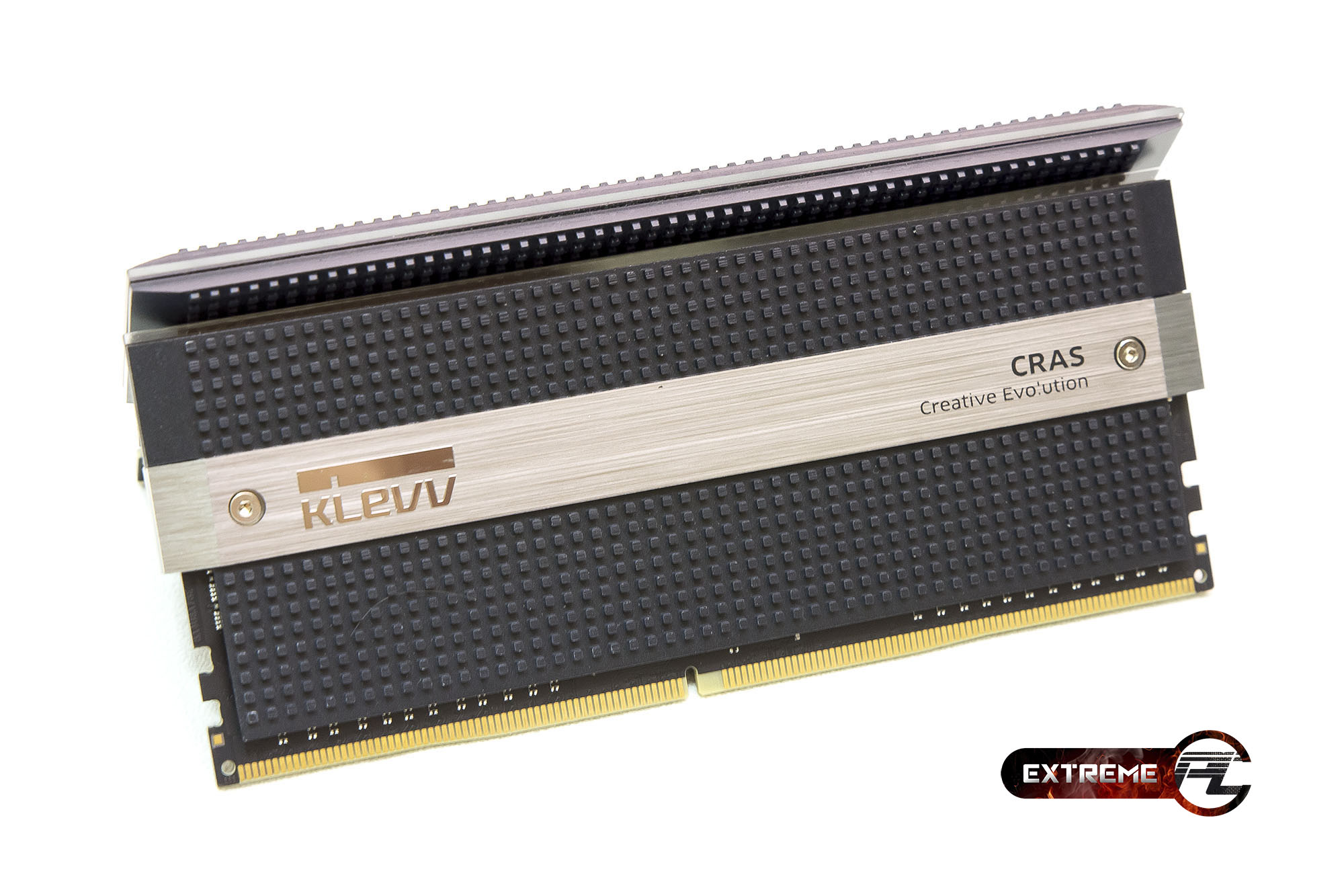 Review: KLEVV CRAS DDR4-3000 C16-18-18-36 4GBX4 1.35V หรูหราอย่างมีระดับ