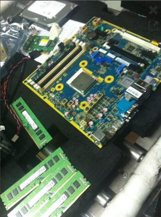 AMD โชว์ตัว socket AM4 processor ที่สร้างอยู่บน 14 nm “Summit Ridge” silicon