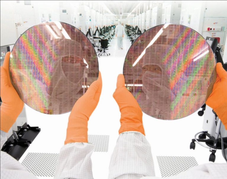 AMD จะสร้าง “Zen 2” และ “Zen 3” CPU micro-architectures บนกระบวนการผลิตแบบใหม่ 7 nm silicon fab process