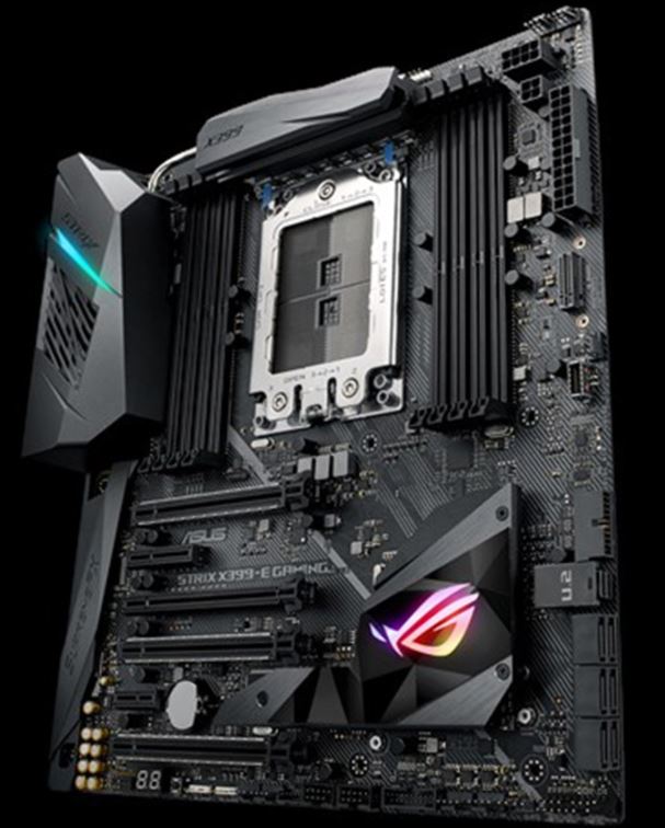 รูปถ่ายเมนบอร์ด ASUS ROG STRIX X399-E