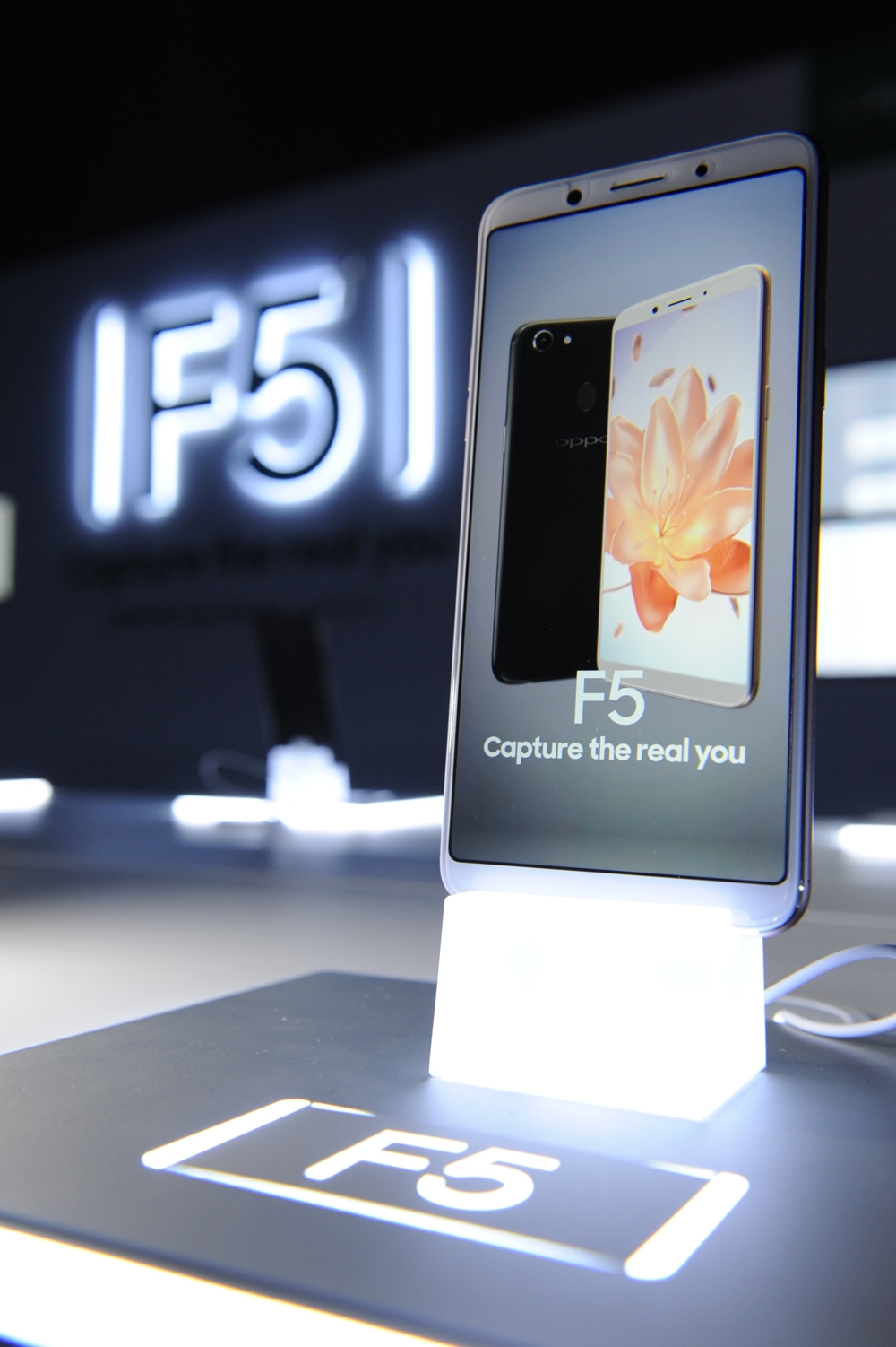 12. OPPO F5 - Extreme IT