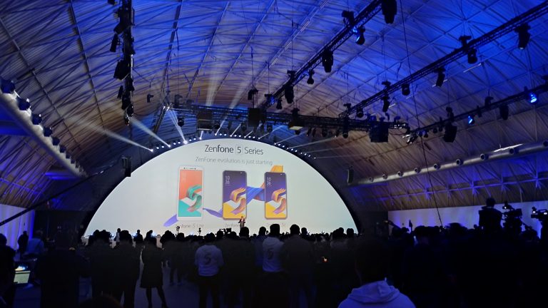 ASUS เปิดตัว ZenFone 5 Series ในงาน Mobile World Congress 2018 (MWC 2018)