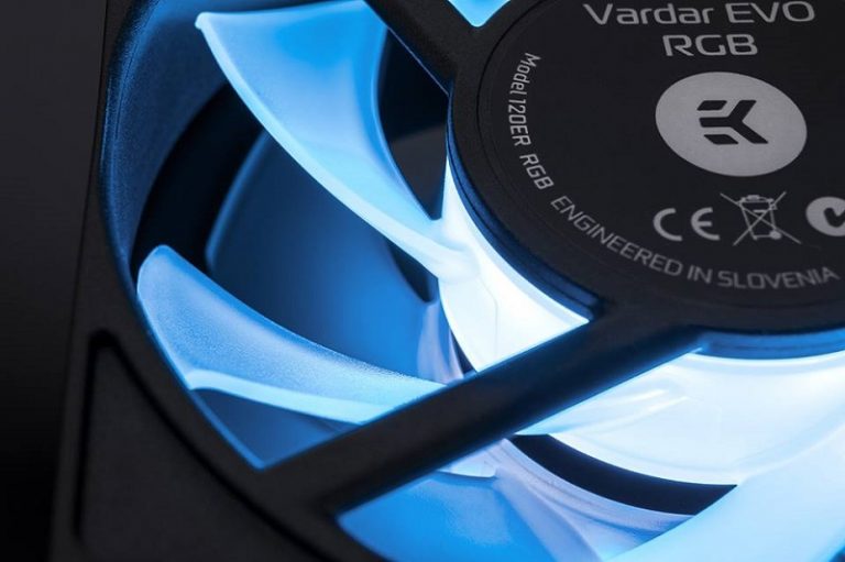 EK ปล่อยภาพพัดลมรุ่นใหม่ Vardar EVO RGB series