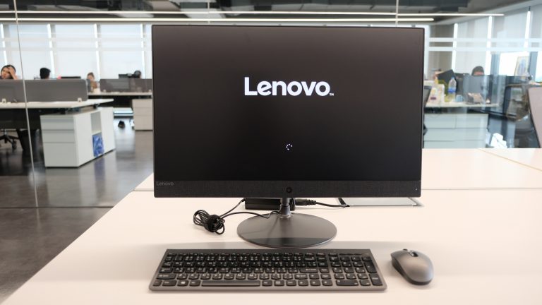 Lenovo All-in-One 730S-24IKB ครบในเครื่องเดียว ลงตัวทุกไลฟ์สไตล์ในบ้านของคุณ