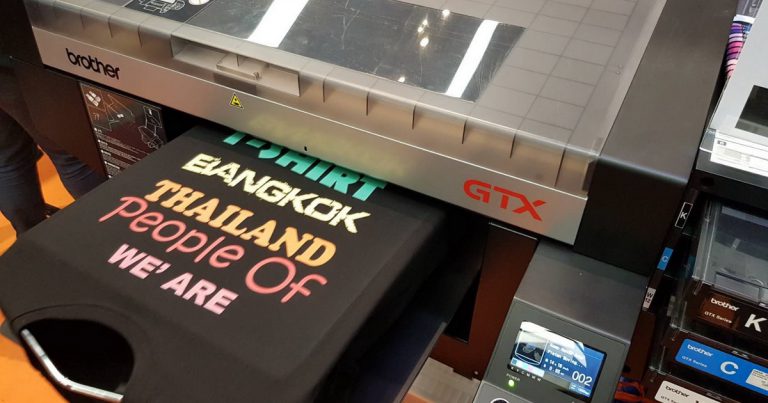 ‘บราเดอร์’ ส่ง GTX เครื่องพิมพ์ผ้าระบบดิจิทัล สร้างสรรค์ชิ้นงานเสื้อสุดเจ๋งกับสตรีทแฟชั่นแบรนด์ ‘7th Block Street’  ในคอลเลคชั่นสุดพิเศษ เปิดอิสระแห่งดีไซน์ในสไตล์คุณ