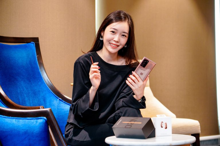 PR : โน้ตแฟนโดนใจ! ยกให้ S Pen คือฟีเจอร์ที่ใช่ เผยโฉมคนกลุ่มแรกของไทยที่ได้เป็นเจ้าของซัมซุง Galaxy Note20 Series