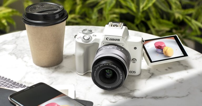 แคนนอน เผยโฉม EOS M50 Mark II  กล้องมิเรอร์เลสที่เก่งรอบด้านทั้งการถ่ายภาพและวิดีโอ  พัฒนาต่อยอดจากกล้องยอดนิยม EOS M50 เพื่อให้การถ่ายภาพนิ่งและวิดีโอเป็นเรื่องง่ายยิ่งขึ้น