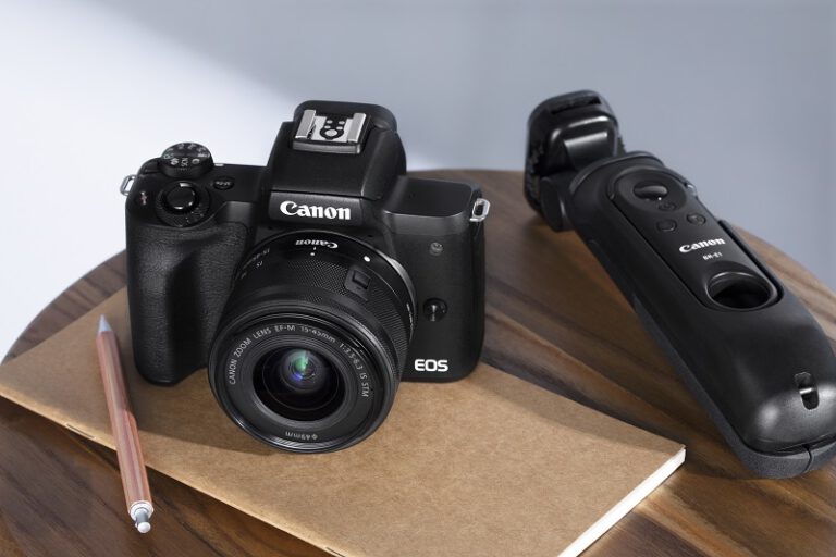 PR: แคนนอน เผยโฉม EOS M50 Mark II  กล้องมิเรอร์เลสที่เก่งรอบด้านทั้งการถ่ายภาพและวิดีโอ  พัฒนาต่อยอดจากกล้องยอดนิยม EOS M50 เพื่อให้การถ่ายภาพนิ่งและวิดีโอเป็นเรื่องง่ายยิ่งขึ้น