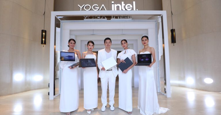 เลอโนโวเปิดตัว Yoga แล็ปท็อประดับพรีเมียมไลน์อัพใหม่ล่าสุด  พร้อมเผยโฉม Yoga Slim 7i Carbon แล็ปท็อป  ที่มาพร้อมดีไซน์บางเบา บนประสิทธิภาพเหนือระดับ