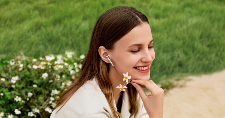 เกาะติดเทรนด์มาแรง สมาร์ทดีไวซ์กลุ่ม Wearable โตต่อเนื่องทั่วโลก ใครยังไม่มีในครอบครองต้องลองแล้ว!