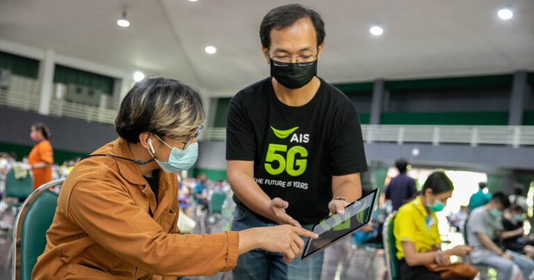 ราชวิทยาลัยจุฬาภรณ์- AIS 5G ผสานพลัง ชูนวัตกรรม “วัคซีนแพลตฟอร์ม”  เพิ่มประสิทธิภาพ และความคล่องตัว สานต่อภารกิจปูพรมฉีดวัคซีน COVID-19 นอกโรงพยาบาลให้คนไทย   