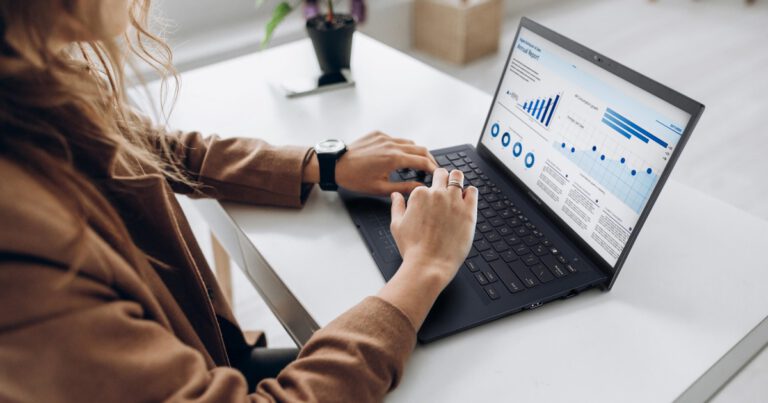 ASUS เปิดตัว ExpertBook B1 และ L1โน้ตบุ๊กธุรกิจรุ่นเริ่มต้นประสิทธิภาพสูง พร้อมตัวเลือกสเปคที่เหมาะตามการใช้งานมาพร้อมโปรเซสเซอร์ 11th Gen Intel และ AMD Ryzen 3000 Series  