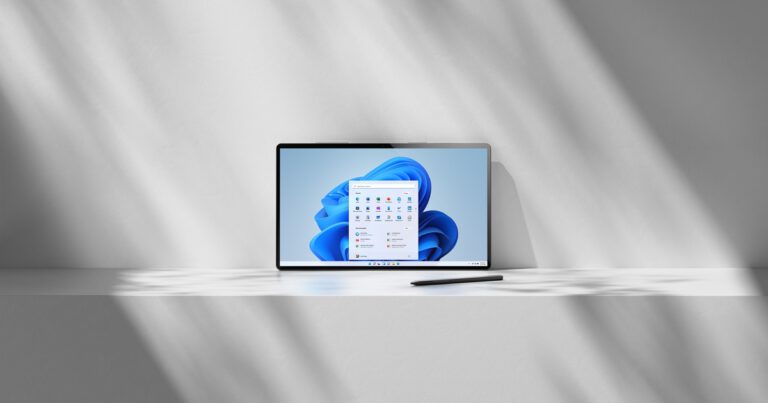 Windows 11 พร้อมให้ใช้งานในประเทศไทยแล้ววันนี้  พบกับ Windows รุ่นใหม่ ที่จะช่วยให้ผู้ใช้ใกล้ชิดกับสิ่งที่พวกเขารักมากขึ้น