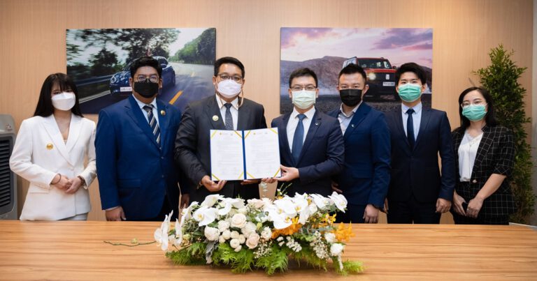 เกรท วอลล์ มอเตอร์ จับมือวิทยาลัยนานาชาติปรีดี พนมยงค์ มหาวิทยาลัยธรรมศาสตร์    เซ็น MOU ผนึกความร่วมมือทางการเรียนรู้และเสริมสร้างประสบการณ์ให้นักศึกษา  พร้อมเปิดประตูสู่โลกการทำงานในอนาคต