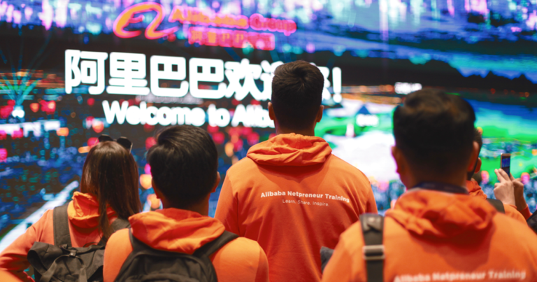 อาลีบาบา เปิดตัวโครงการอบรม Netpreneur หลักสูตรใหม่ ปูทางผู้ประกอบการไทยสู่โอกาสอีคอมเมิร์ซข้ามพรมแดน  พัฒนาและปรับปรุงหลักสูตรใหม่ เน้นปูทางสู่โอกาสธุรกิจข้ามพรมแดน หลังการระบาดของโควิด-19
