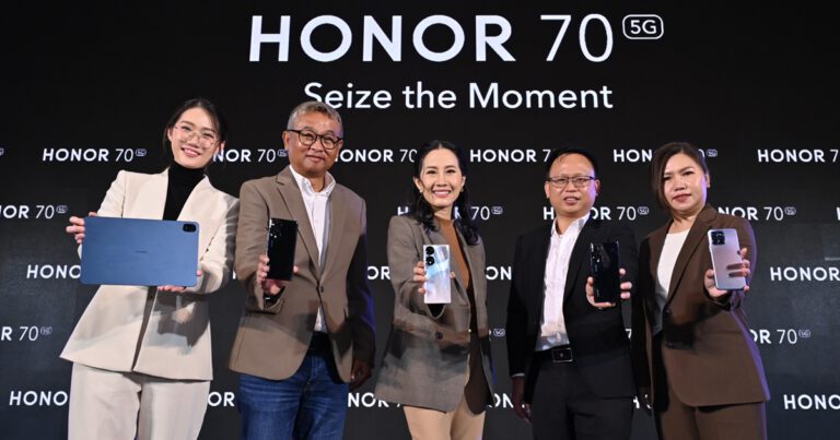 เปิดตัวในไทยแล้ว! “HONOR 70” สมาร์ทโฟนรุ่นใหม่ยืนหนึ่งเรื่องกล้องสำหรับสาย Vlog พร้อมทัพสมาร์ทดีไวซ์รุ่นไอโคนิค สเปคเทพ ราคาโดนใจ วางจำหน่ายพร้อมกัน 6 ตุลาคมนี้ สั่งซื้อ HONOR 70 ล่วงหน้าระหว่างวันนี้ – 5 ตุลาคม 2565 รับฟรีของสมนาคุณ มูลค่ารวม 6,490 บาททันที!