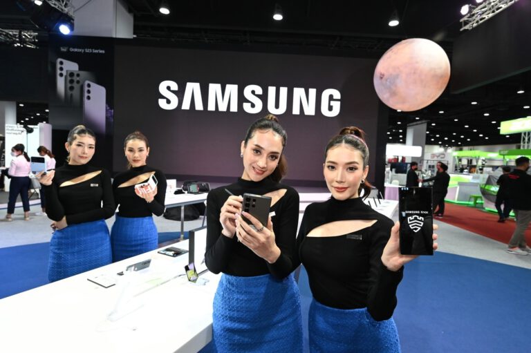 มาแรง! ซัมซุงเผยยอดพรีออเดอร์ Galaxy S23 Series พุ่ง 130% จาก S22 Series และย้ำความมั่นใจของผู้ใช้ด้วยฟีเจอร์ความปลอดภัยSamsung Knox พร้อมเปิดโปรโมชั่นพิเศษสุดพี๊คคค!พบกันที่งาน Thailand Mobile Expo 2023 วันนี้ – 19 ก.พ.
